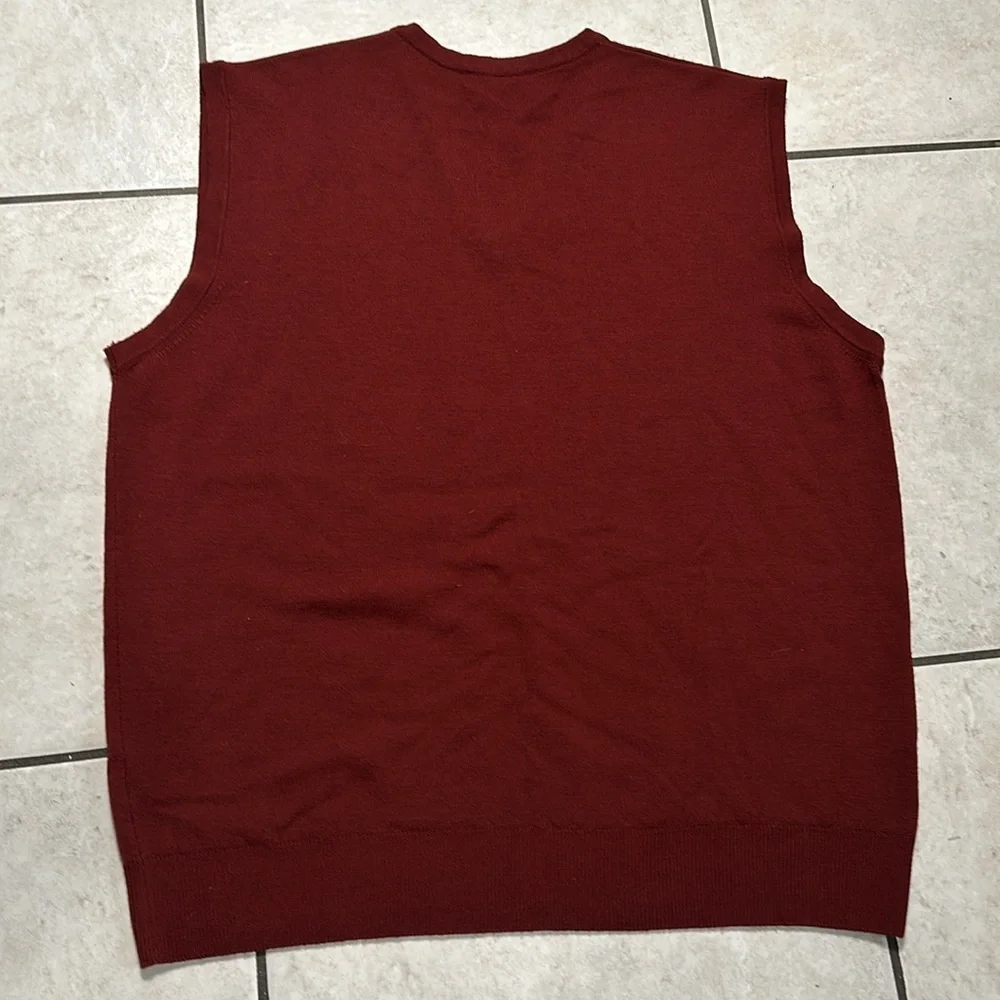 Clubhouse Collection Masters 100% Extraline Merino Wool Sweater Vest‎